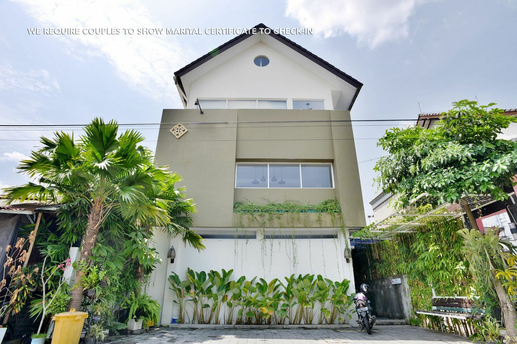 Zen Rooms Pogung Syariah Kejayan Exterior foto